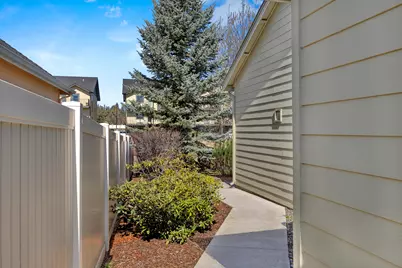 4013 SW Tommy Armour Lane, Redmond, OR 97756 - Photo 42