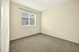 221 Cherry Bark Ln, Medford, OR 97501 - Photo 28