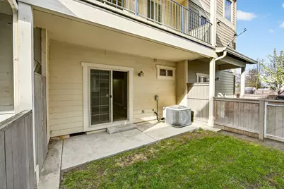 221 Cherry Bark Lane, Medford, OR 97501 - Photo 10