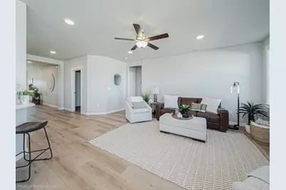 3687 Luchu Street #110, Medford, OR 97504 - Photo 8