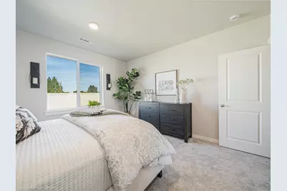 3687 Luchu Street #110, Medford, OR 97504 - Photo 12