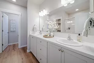 3687 Luchu St, Medford, OR 97504 - Photo 10