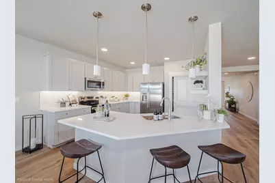 3687 Luchu Street #110, Medford, OR 97504 - Photo 4