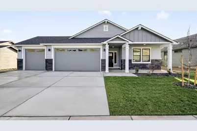 3085 Mt Thielsen Drive #64, Medford, OR 97504 - Photo 1