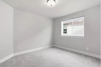3734 NE Petrosa Avenue, Bend, OR 97701 - Photo 10