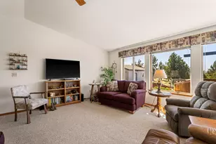 8449 SW Shad Rd, Terrebonne, OR 97760 - Photo 2