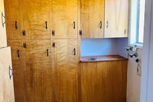 1755 S Peach St, Medford, OR 97501 - Photo 10