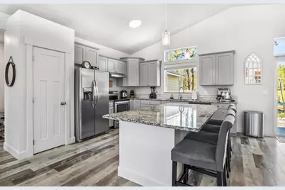 17154 Covina Road, Bend, OR 97707 - Photo 16