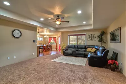 3240 Dearborn Lane, Medford, OR 97504 - Photo 6