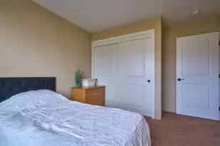 3240 Dearborn Ln, Medford, OR 97504 - Photo 24