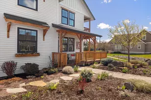 608 S Birch St, Sisters, OR 97759 - Photo 72