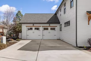 608 S Birch St, Sisters, OR 97759 - Photo 54