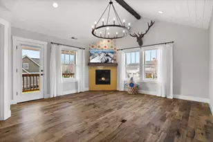 608 S Birch St, Sisters, OR 97759 - Photo 38