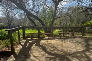 15 Twin Oaks Rd, Jacksonville, OR 97530 - Photo 6