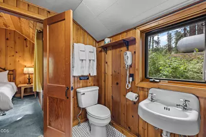 13375 SW Forest Service Road #3, U2, Camp Sherman, OR 97730 - Photo 24