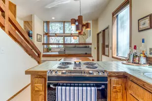 70675 Pasque Flower, Black Butte Ranch, OR 97759 - Photo 10