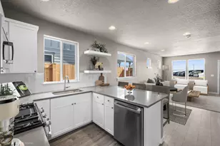 61079 NE Give Pl, Bend, OR 97702 - Photo 2