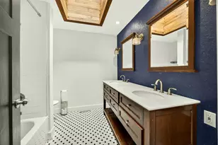 2409 Greenbrook Dr, Medford, OR 97504 - Photo 14