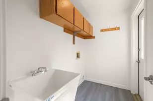 1699 NE Sonya Ct, Bend, OR 97701 - Photo 16