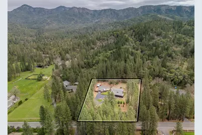 4728 E Evans Creek Road, Rogue River, OR 97537 - Photo 36