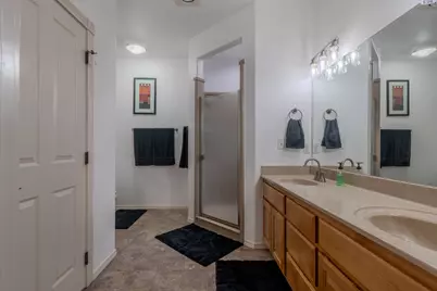 4728 E Evans Creek Road, Rogue River, OR 97537 - Photo 16