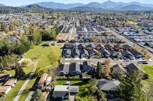 149 SW Otter Ct, Grants Pass, OR 97527 - Photo 26
