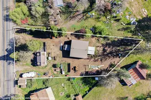 125 Hogue Dr, Selma, OR 97538 - Photo 10