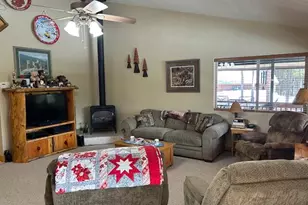 139957 Pine Creek Loop, Crescent Lake, OR 97733 - Photo 10