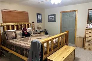 139957 Pine Creek Loop, Crescent Lake, OR 97733 - Photo 18