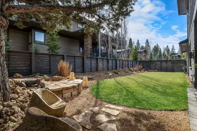 19056 NW Mount Shasta Drive, Bend, OR 97703 - Photo 34