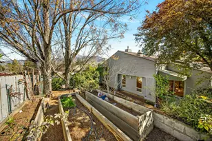 1800 Peachey Rd, Ashland, OR 97520 - Photo 72