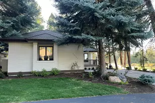 60785 Willow Creek Loop, Bend, OR 97702 - Photo 2