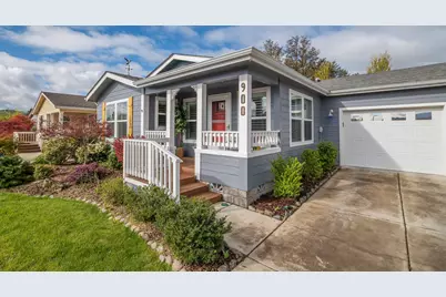 900 Kings Way, Grants Pass, OR 97526 - Photo 2