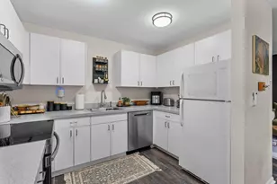 1015 SE 4th St, Bend, OR 97702 - Photo 14