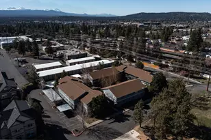 1015 SE 4th St, Bend, OR 97702 - Photo 28