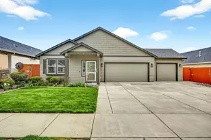 3424 Ford Dr, Medford, OR 97504 - Photo 1