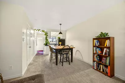 495 Chestnut Street #23, Ashland, OR 97520 - Photo 2