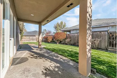 235 Prairie Landing Drive, Eagle Point, OR 97524 - Photo 46