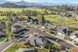 235 Prairie Landing Dr, Eagle Point, OR 97524 - Photo 40