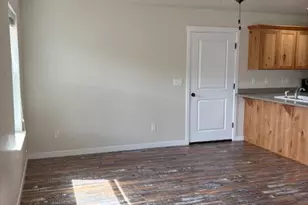 1380 Dowell Rd, Grants Pass, OR 97527 - Photo 8