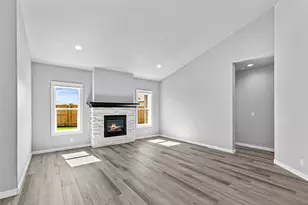 3750 Carlin Dr, Medford, OR 97504 - Photo 14