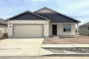 4144 SW Pumice Ave, Redmond, OR 97756 - Photo 2