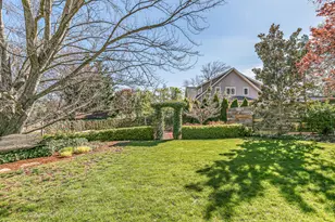 736 Frances Ln, Ashland, OR 97520 - Photo 32