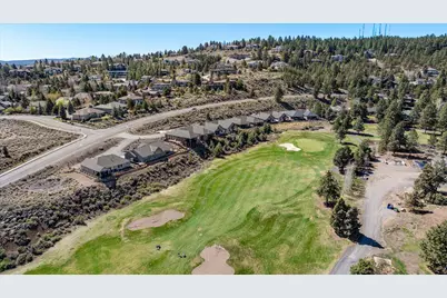 2704 NW Fairway Heights Drive, Bend, OR 97703 - Photo 60