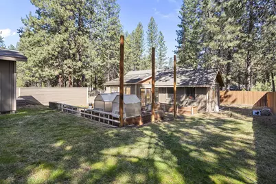 19206 Kiowa Road, Bend, OR 97702 - Photo 34