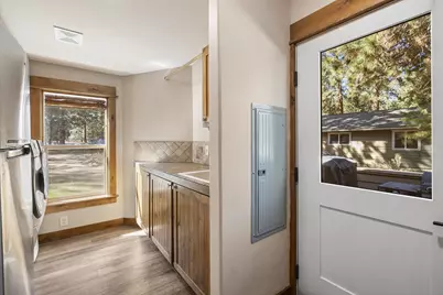 19206 Kiowa Road, Bend, OR 97702 - Photo 22