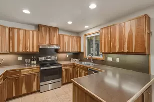 13137 Hawks Beard, Black Butte Ranch, OR 97759 - Photo 10