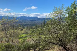 928 N Schoolhouse Creek Rd, Grants Pass, OR 97526 - Photo 1