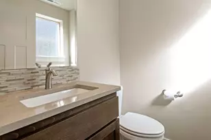 20510 SE Stanford Pl, Bend, OR 97702 - Photo 12