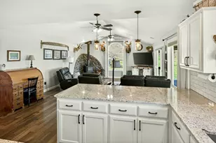 200 Mt Castle Dr, Eagle Point, OR 97524 - Photo 32